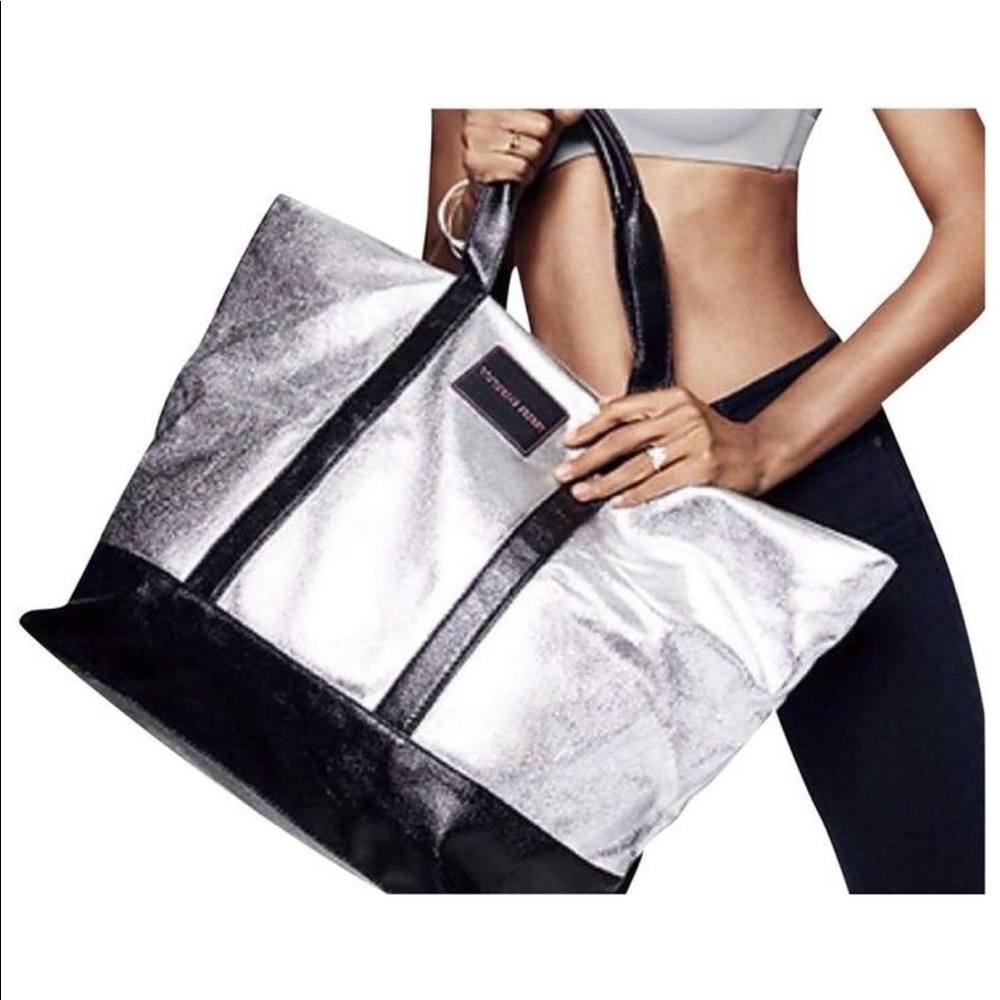 NWOT Victoria Secret Weekender Bag